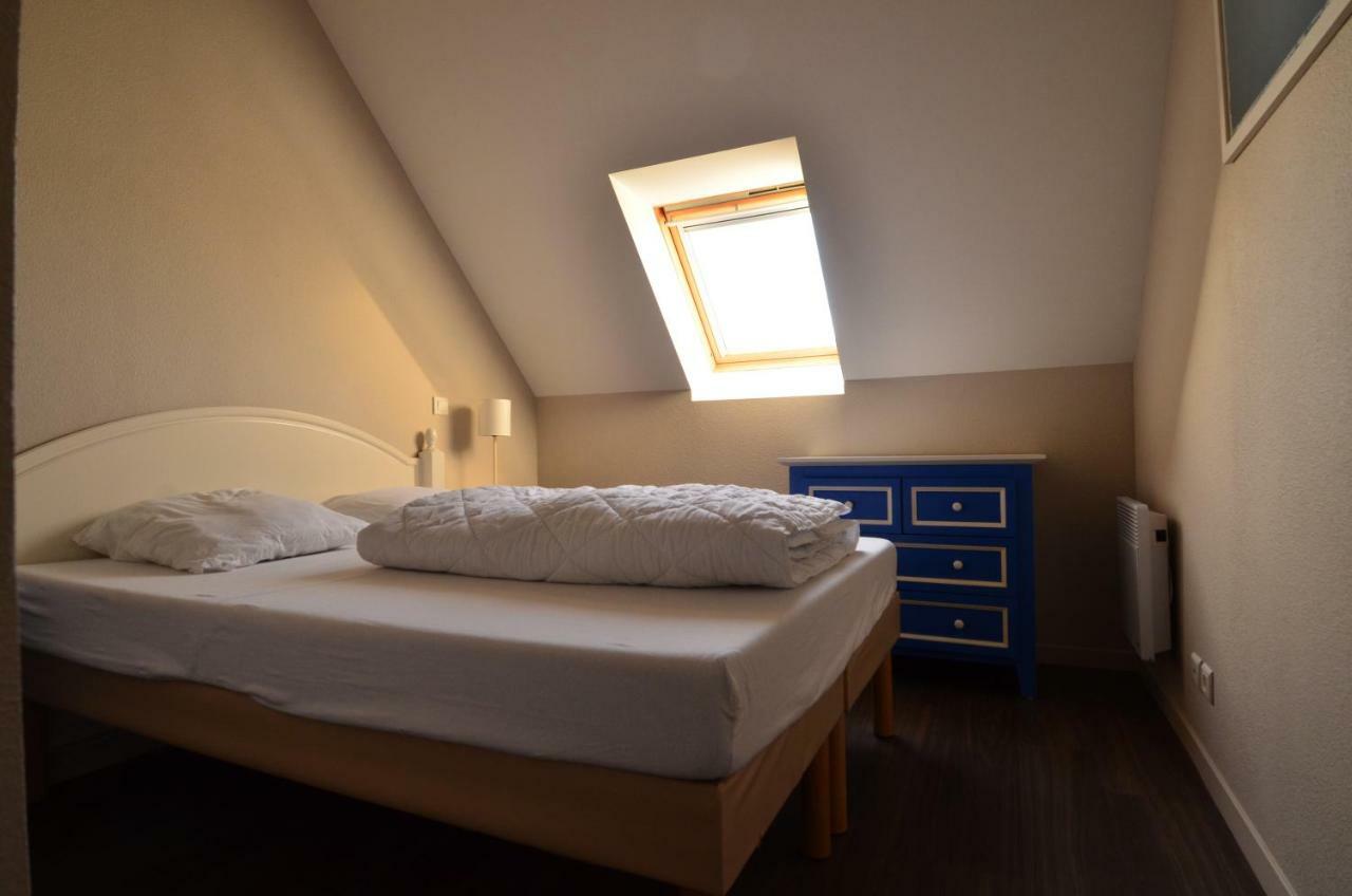 Vacances A L Ocean - T4 Grand Balcon Tout Confort - Wifi Et Parking Gratuits - Mer Plage Piscine A Environ 25 M - Centre Ville, Tous Commerces, Marche, Et Port A 10 Minutes A Pied En Longeant La Mer Guilvinec Exterior photo