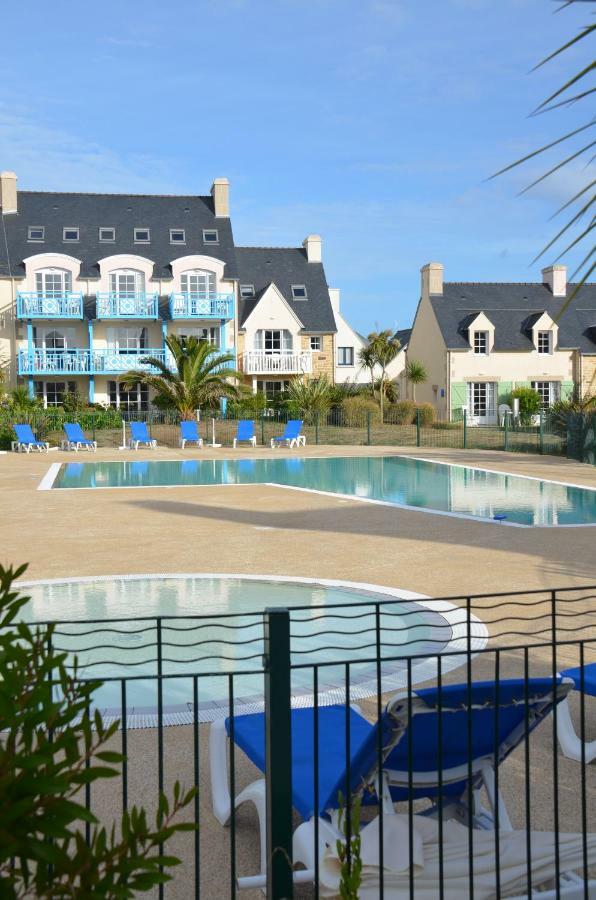 Vacances A L Ocean - T4 Grand Balcon Tout Confort - Wifi Et Parking Gratuits - Mer Plage Piscine A Environ 25 M - Centre Ville, Tous Commerces, Marche, Et Port A 10 Minutes A Pied En Longeant La Mer Guilvinec Exterior photo