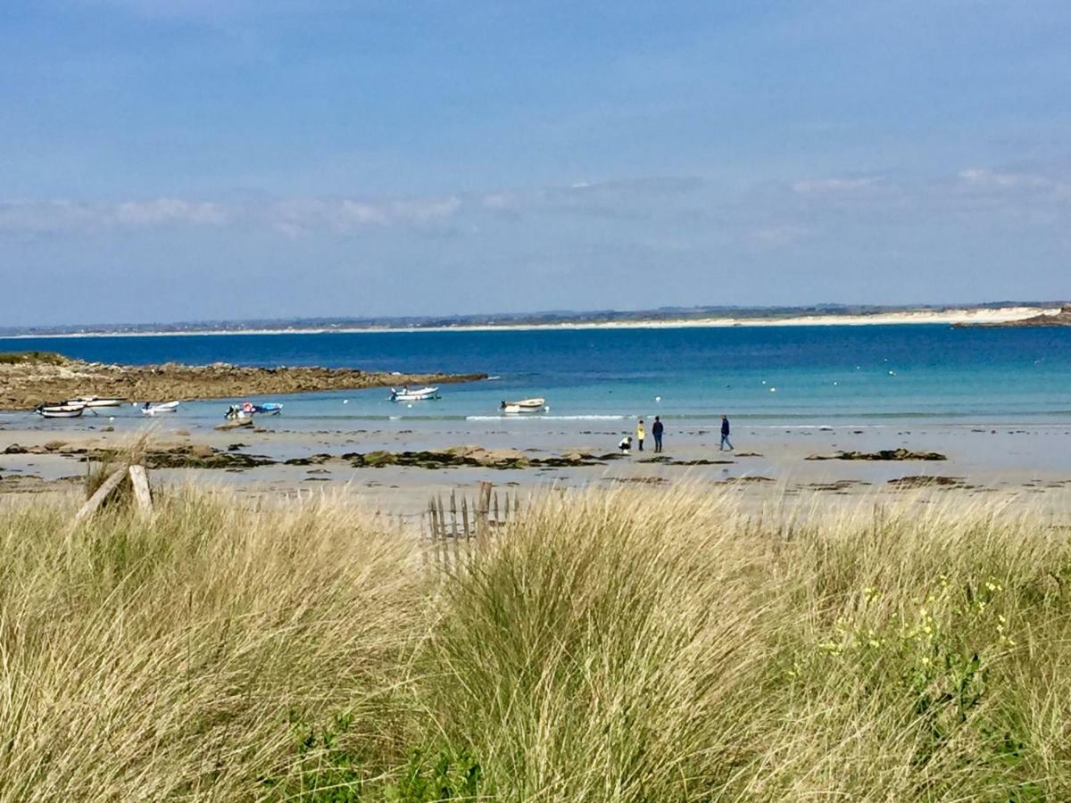 Vacances A L Ocean - T4 Grand Balcon Tout Confort - Wifi Et Parking Gratuits - Mer Plage Piscine A Environ 25 M - Centre Ville, Tous Commerces, Marche, Et Port A 10 Minutes A Pied En Longeant La Mer Guilvinec Exterior photo